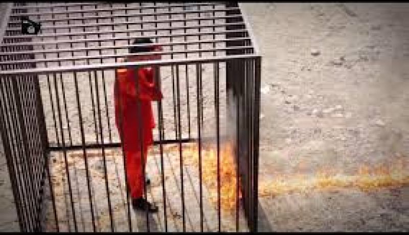 داعش يجبر أطفال لمشاهدة فيديو حرق الطيار الاردني