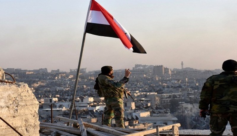 الجيش السوري يسترجع حيا بارزا بالرقة من قبضة “داعش”