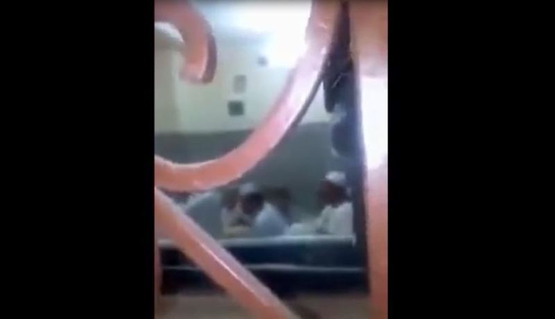بالفيديو طقوس شيعية في مسجد بوهران