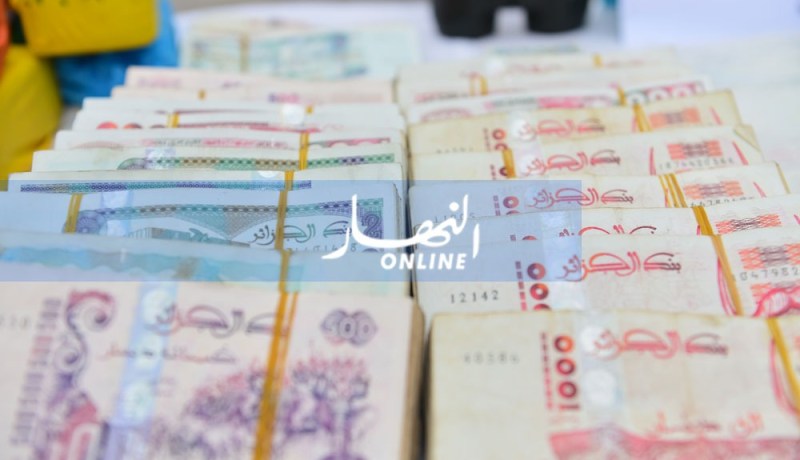 شهاب: انخفاض قيمة الدينار “أمر طبيعي”