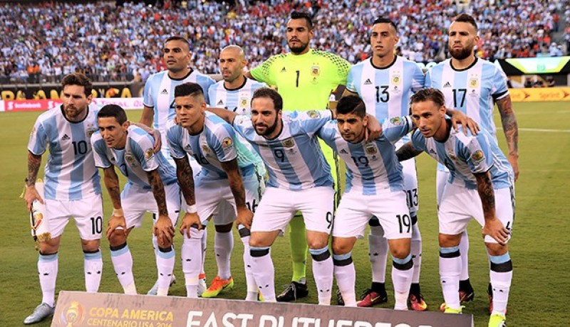 الأرجنتين تطلب 32 مليار لمواجهة الخضر وديا