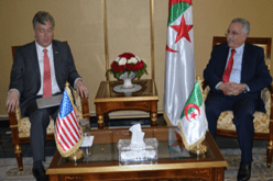 وزير العدل يستقبل السفير الأمريكي بالجزائر