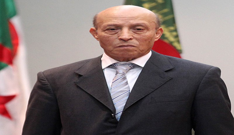 ولد خليفة يقطع الويفي على الصحافيين