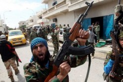 الفرقاء الليبيون يجتمعون الأسبوع المقبل بالجزائر في محاولة لإعادة بعث الحوار السياسي لحل الأزمة