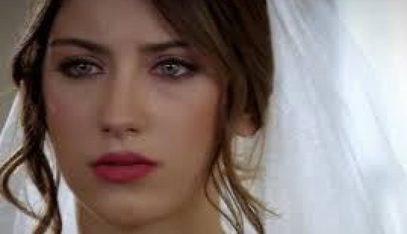 تعرف على مهنة هازل كايا بطلة مسلسل فريحة