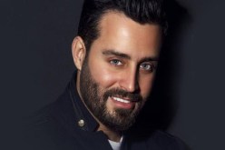 سعد رمضان يحدث زوبعة وينسحب من برنامج إذاعي بعد أن استفزّه سؤال مذيعة