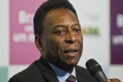 وصول أسطورة كرة القدم البرازيلية بيليه إلى الجزائر