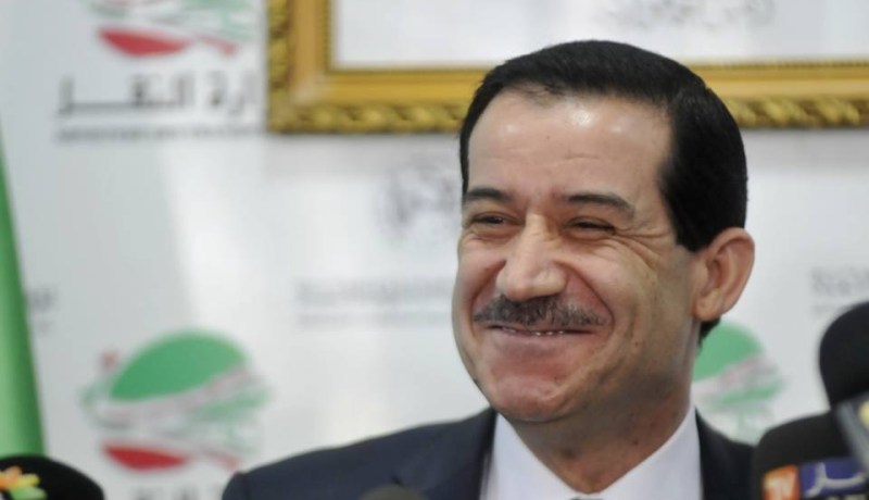 غول في اجتماع مغلق مع أعيان غرداية