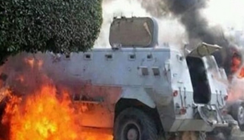 مقتل جنديين مصريين إثر تفجير مدرعة في سيناء