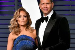 جنيفر لوبيز وأليكس رودريغيز يعلنان خطبتهما