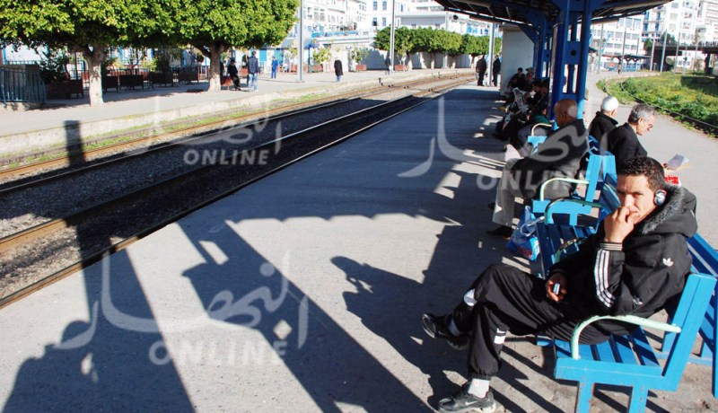 شلل تام في حركة القطارات