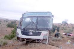 6 جرحى إثر انحراف حافلة في البيض