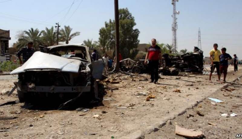 مقتل 4 رجال الأمن في انفجار 3 سيارات ملغومة عند معبر حدودي بين العراق والأردن ‭