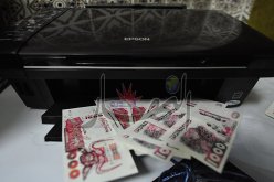 توقيف رعيتين ماليين بتهمة تزوير العملة في بومرداس