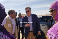 بالصور.. السفير الأمريكي في زيارة لمخيمات اللاجئين الصحراويين