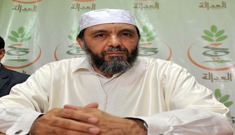 جاب الله يعمل في الخفاء