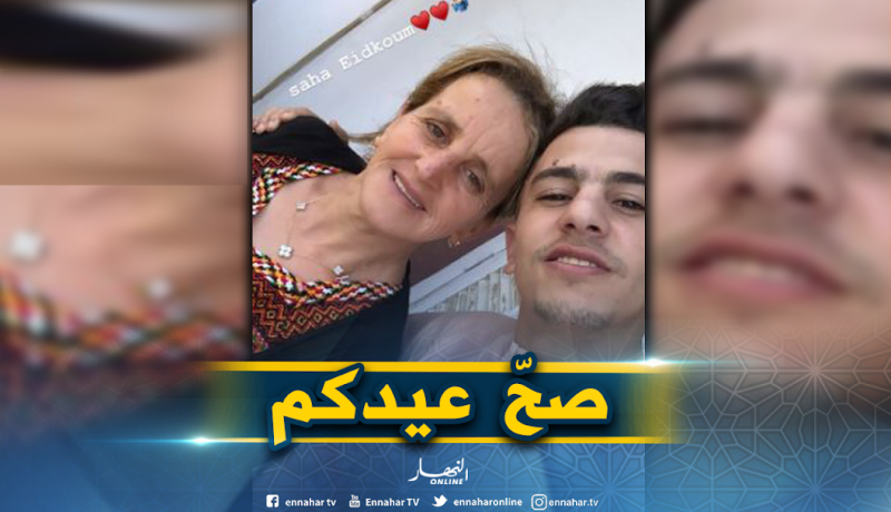 عطال يعايد والدته بهذه الكلمات المؤثرة