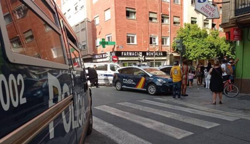 بالفيديو.. شجار بين جزائريين وسنغاليين في إسبانيا