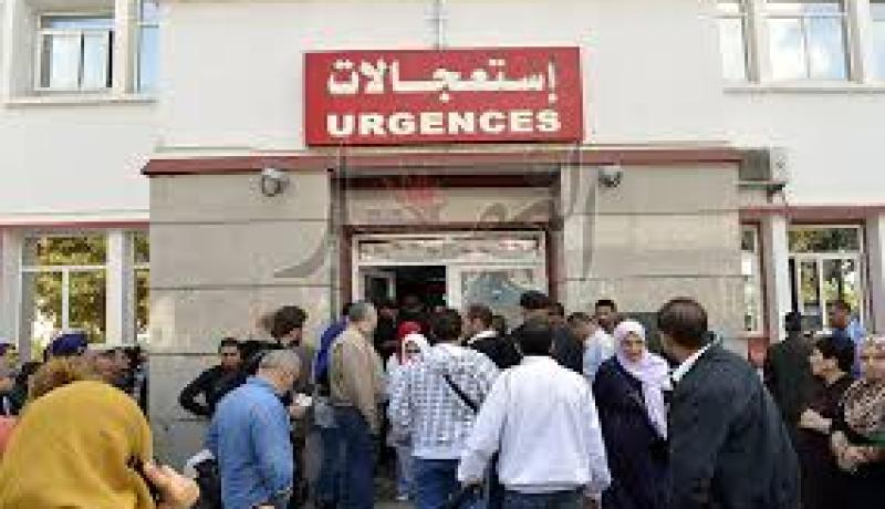 15 مسلحا بينهم فتاة يقتحمون مصلحة الاستعجالات للمستشفى الجامعي بقسنطينة