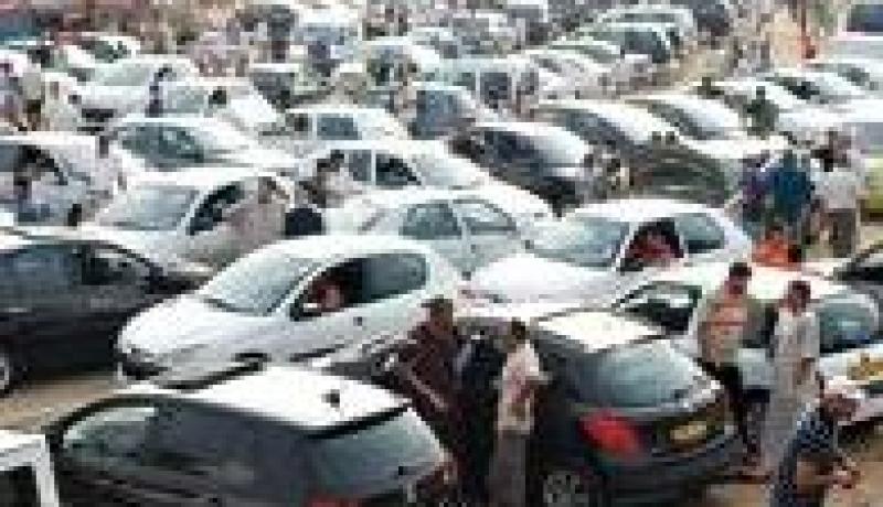 ثلاث سنوات مع أمر بالقبض للمتهم بالنصب والاحتيال