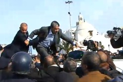 الجزائر: قوات الأمن تمنع تجمعا لحوالي 60 شخصا بساحة الشهداء