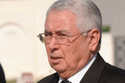 بن صالح يوقع على سجل التعازي إثر وفاة الرئيس الكوبي الأسبق فيدال كاسترو