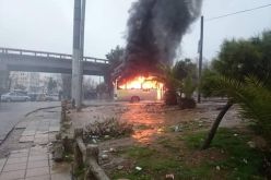 بالفيديو وصور.. لهذا السبب أحرق سائق حافلتة