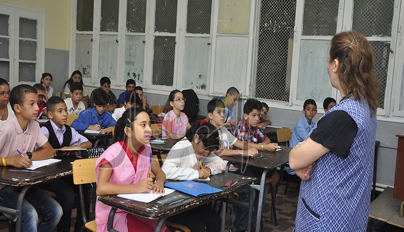 تلاميذ العائلات المرحلة لحي كوريفة بالحراش في عطلة مفتوحة
