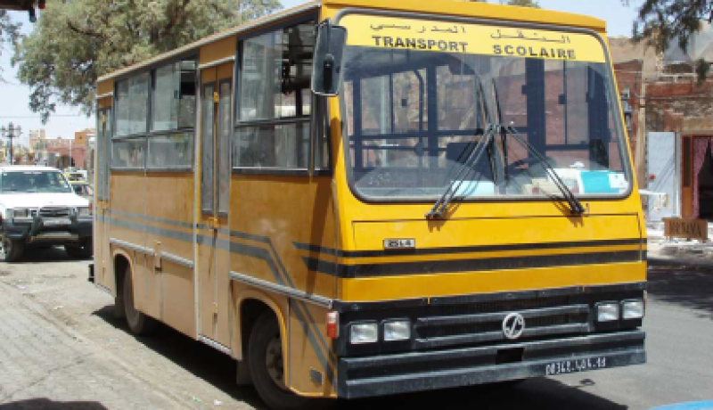 إصابة 04 تلاميذ في انقلاب حافلة نقل مدرسي بالبليدة