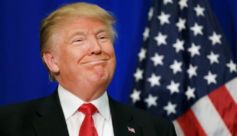 الجزائريون يتكهنون بسوء أحوال العرب والمسلمين بعد فوز ترامب