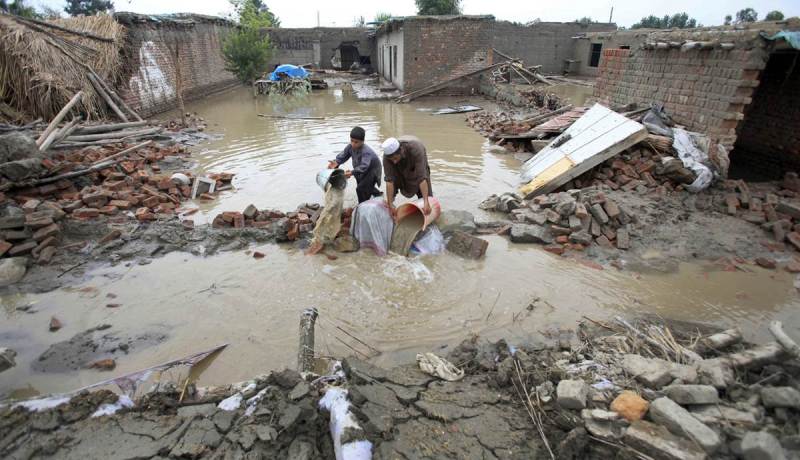 الفيضانات تتسبب في تدمير حوالي 100 منزل شمال شرق أفغانستان
