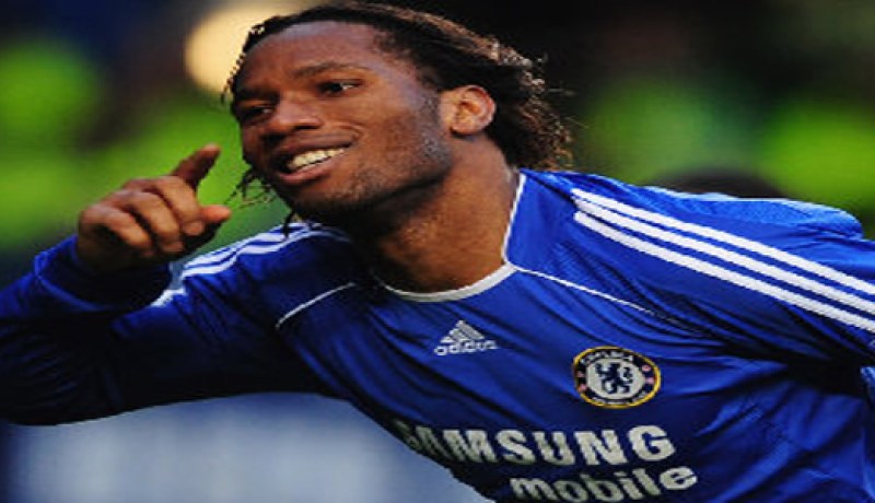 والدة دروجبا تطهو الطعام لجماهير الأفيال