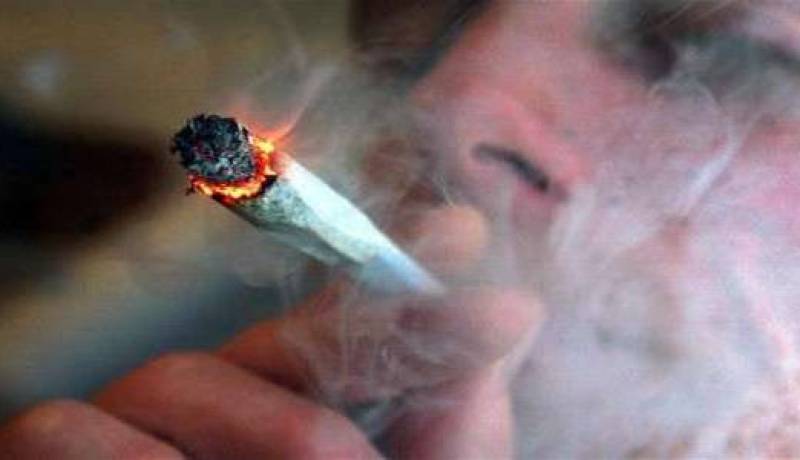 مدمن مخدرات يطعن ابن شقيقه لأنه منعه من الإفطار بسيجارة كيف في قسنطينة