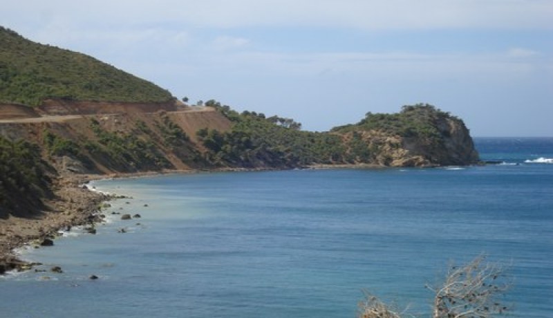 القوات البحرية تنقذ رعية أوكرانية بشواطئ تنس في الشلف