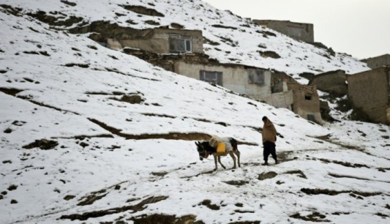 ارتفاع حصيلة ضحايا الانهيارات الثلجية في أفغانستان إلى 107 قتيل