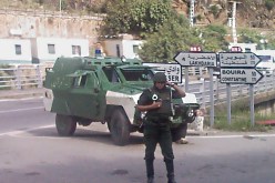 رعايا صينيين اتراك مرفقين بموكب للدرك يتعرضون لاعتدائي ارهابي في البويرة