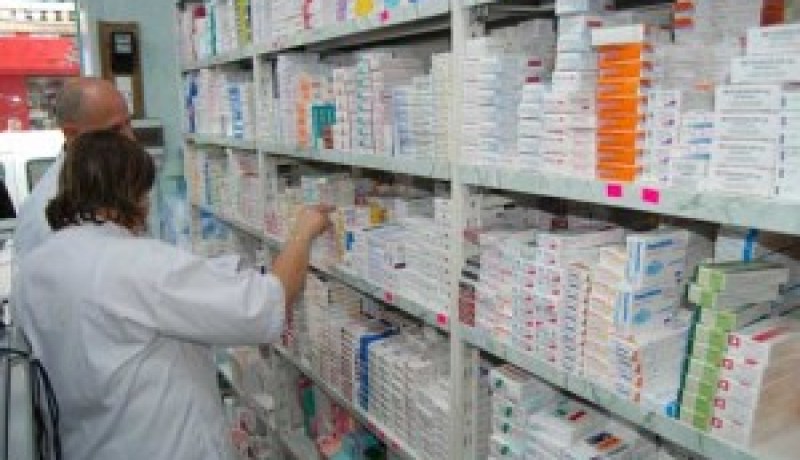 انخفاض أسعار 42 بالمئة من الأدوية القابلة للتعويض بالجزائر