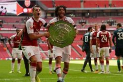 أرسنال يتوج بكأس الدرع الخيرية