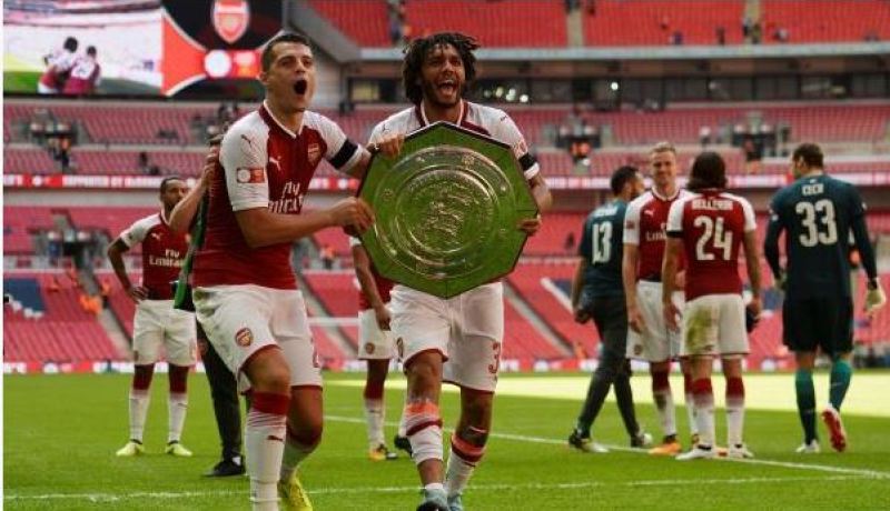 أرسنال يتوج بكأس الدرع الخيرية