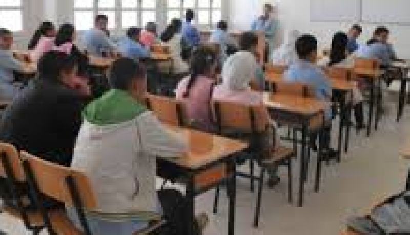 مجالس أقسام استثنائية لإعادة النظر في ملفات التلاميذ المفصولين من مقاعد الدراسة