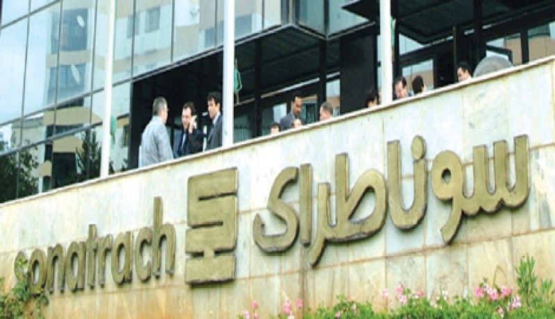 سوناطراك والمجمع الاسباني فيار مير يوقعان اتفاقين في مجال البيتروكيمياء