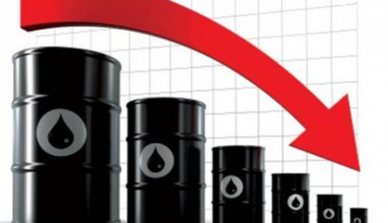 سعر النفط يواصل تراجعه بعد قرار أوبك عدم خفض الإنتاج وإبقائه عند 30 مليون للبرميل