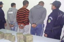 إلقاء القبض على 3 أشخاص متورطين في عملية نصب واحتيال بوهران