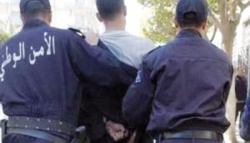 شرطة غليزان  توقف 7 مروجين للممنوعات