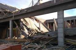 وفاة عامل بناء و إصابة 7 آخرين جراء انهيار سقف بناية طور الانجاز في سعيدة