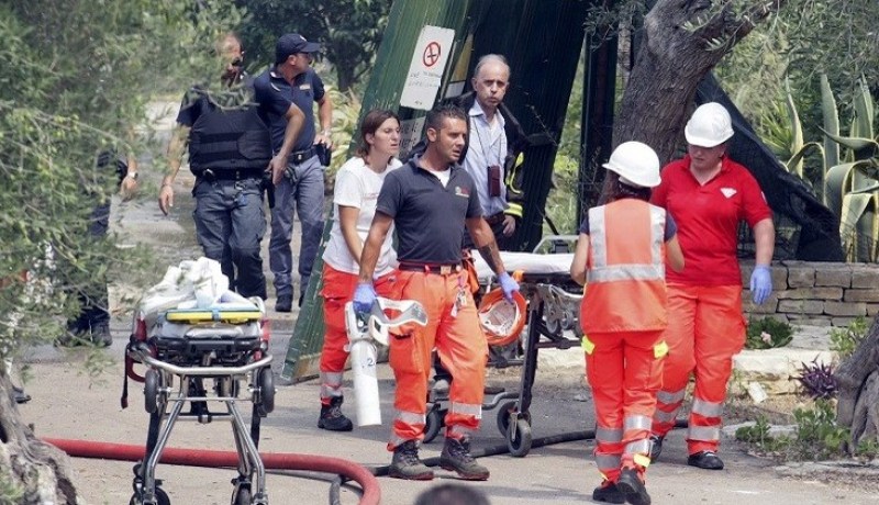 مقتل 7 أشخاص في انفجار مصنع للألعاب النارية جنوب إيطاليا