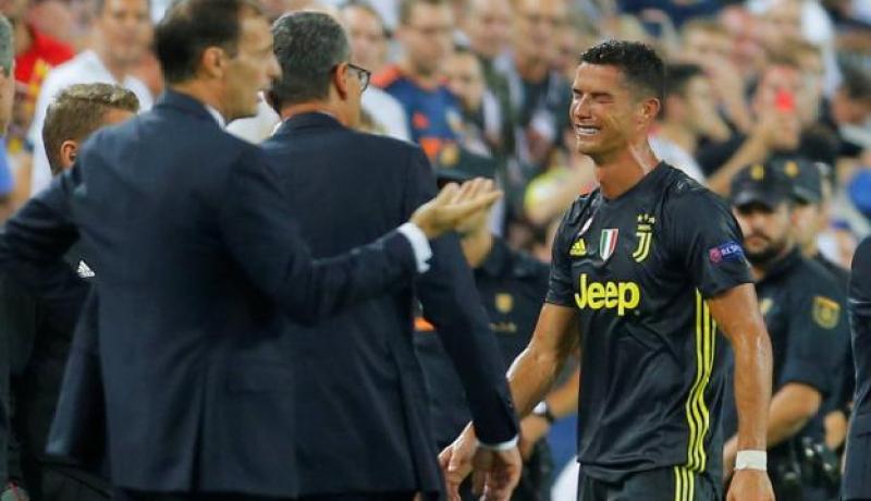 رونالدو يُطرد بالبطاقة الحمراء ويذرف الدموع