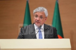 بن باحمد.. ضمان 70 بالمائة من المواد الصيدلانية وخفض الاستيراد أولويات القطاع