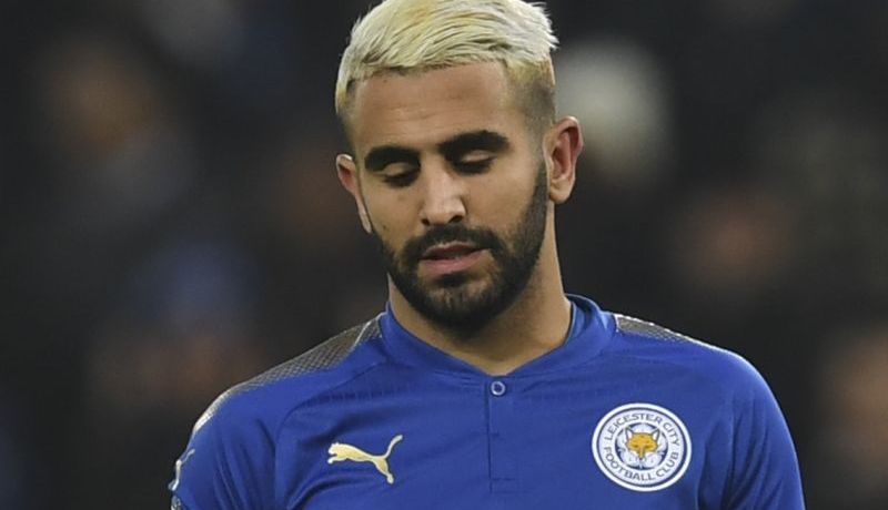 نجم إنجلترا السابق يُهاجم محرز !