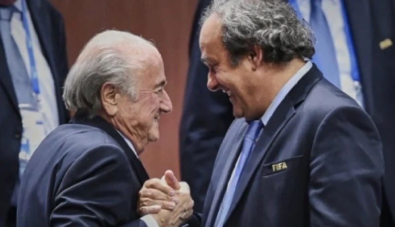 لجنة الأخلاق في الـ فيفا تبحث مصير بلاتر وبلاتيني